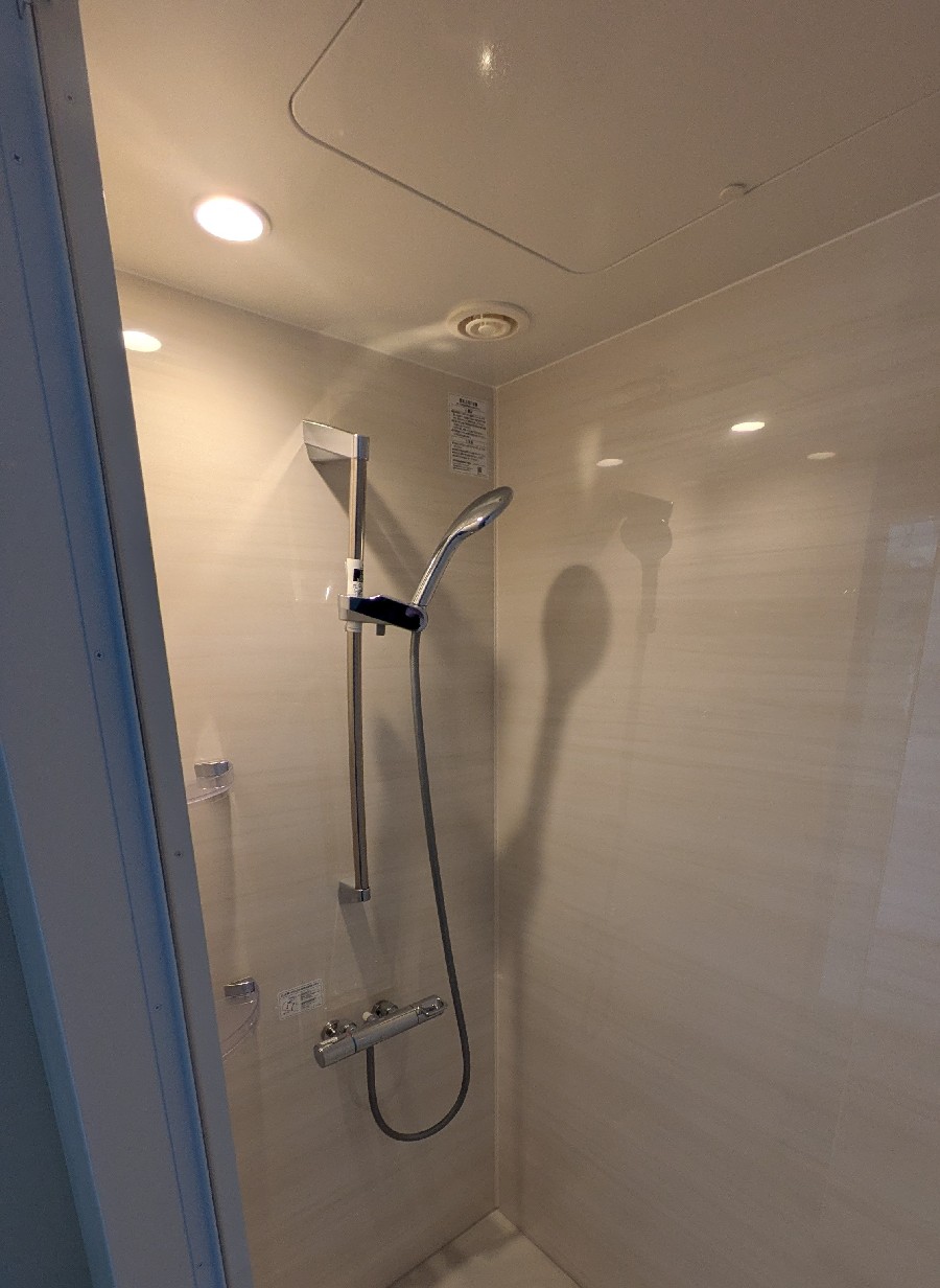 シャワー室